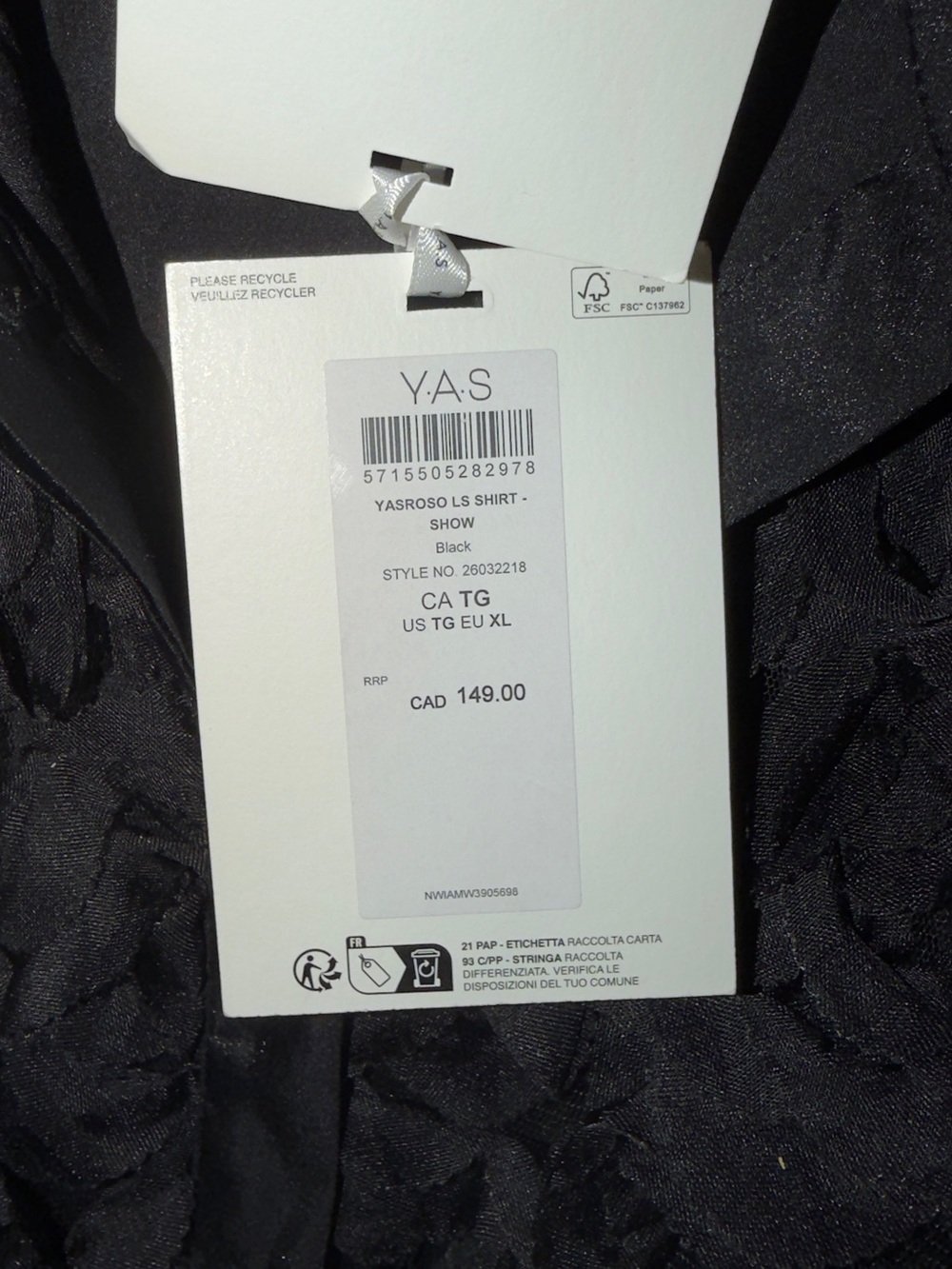 Fun blouse! - Picture 3 of 4